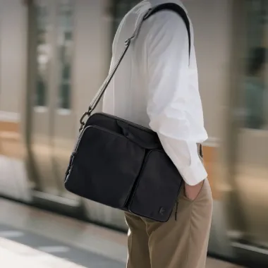 Túi Đeo Chéo / Túi Xách Tomtoc (Usa) Navigator-A33 Shoulder Bag Laptop – A33