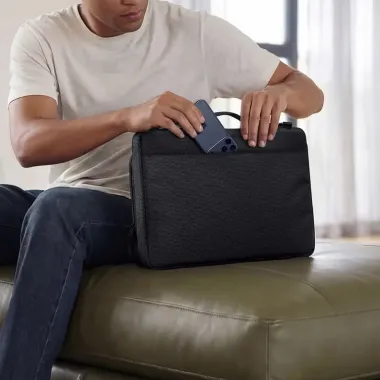 TÚI ĐEO TOMTOC (USA) UPGRADE VERSION DEFENDER BRIEFCASE FOR LAPTOP – A42